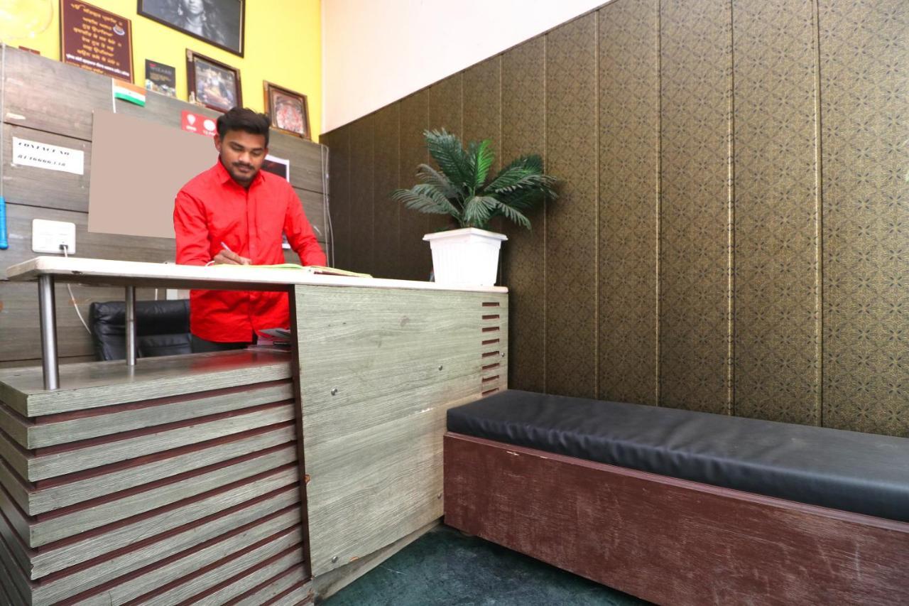Oyo 10605 Hotel Star Inn Jalandhar Exterior photo